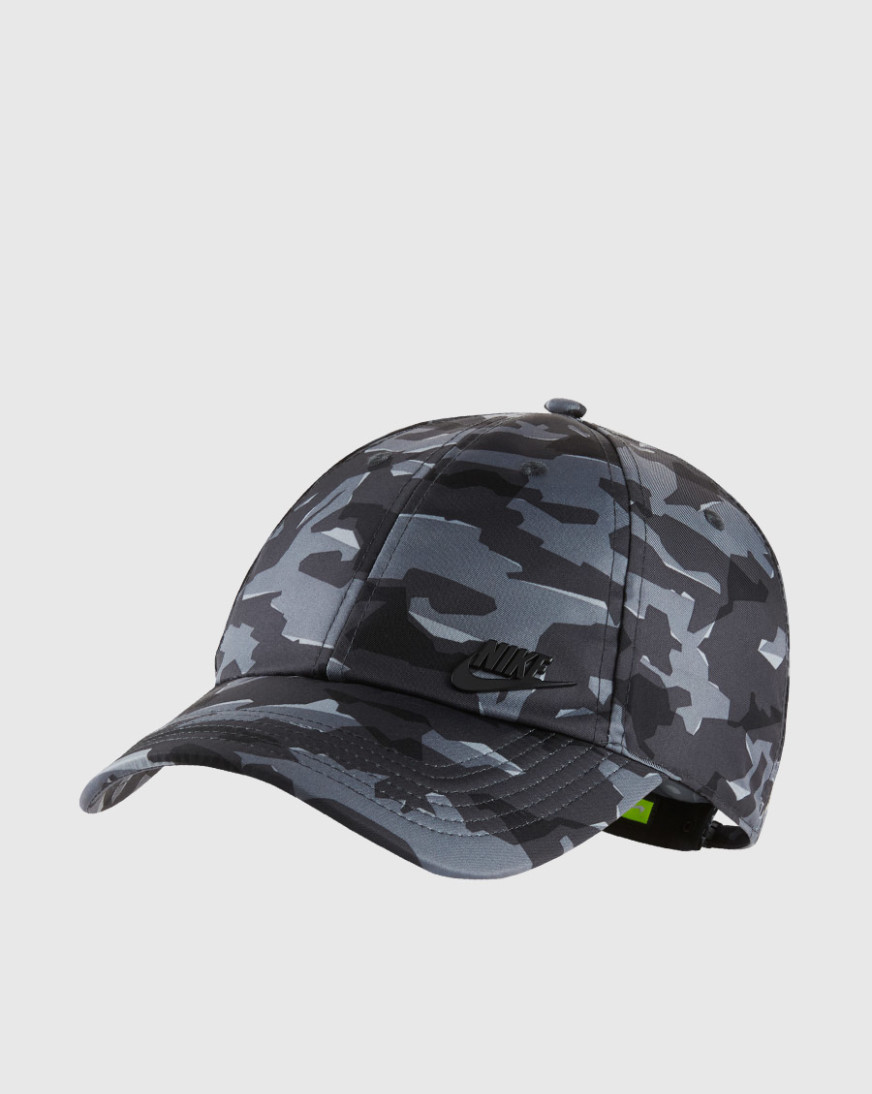camouflage cap nike