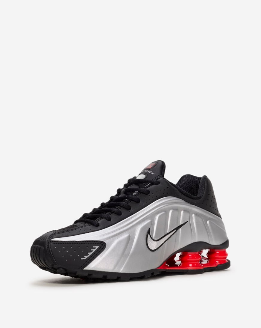 [Nike] W NIKE SHOX R4 ☆送料込☆ ◇正規品◇NIKE SHOX R4 BARELY ROSE(W)◇関税/送料無料◇人気