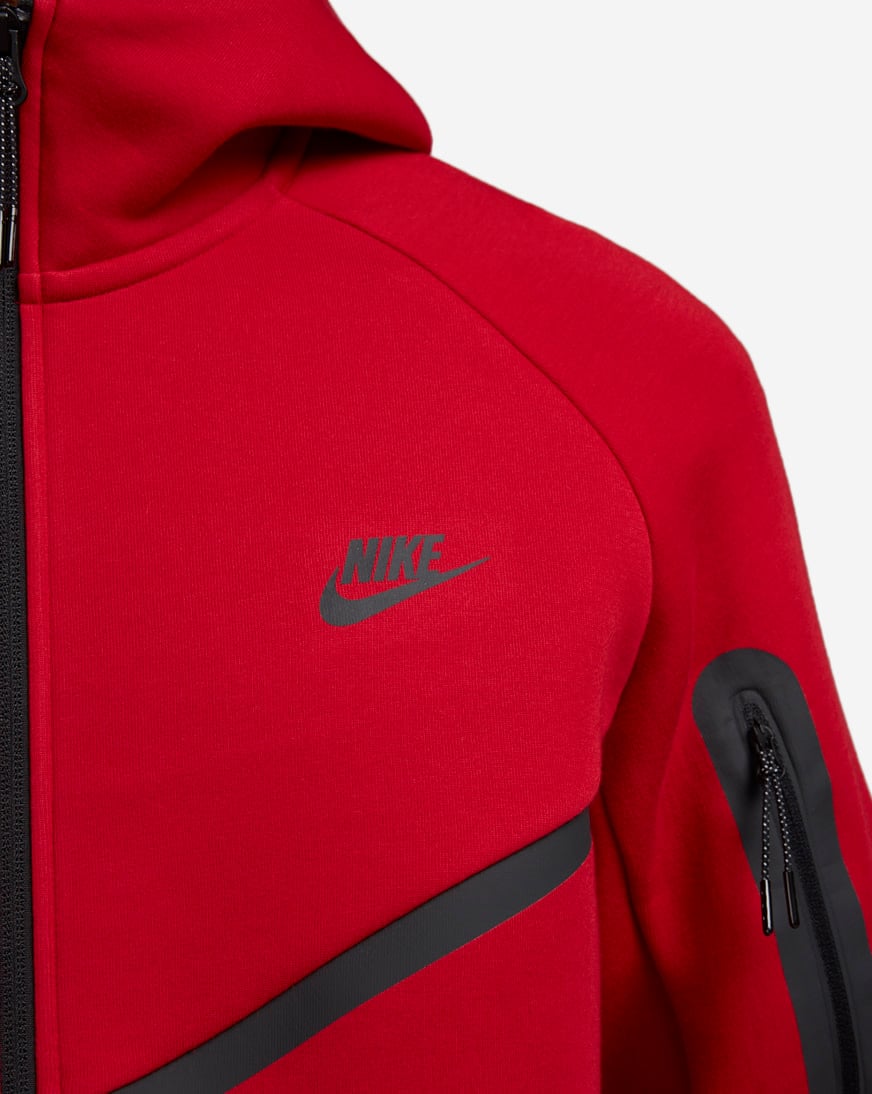 dark red nike tech fleece