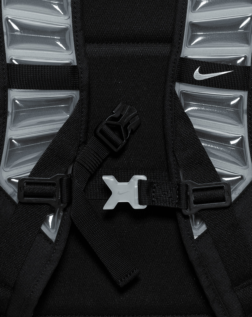 Shop Nike Varsity Elite Backpack HM9965-010 black | SNIPES USA