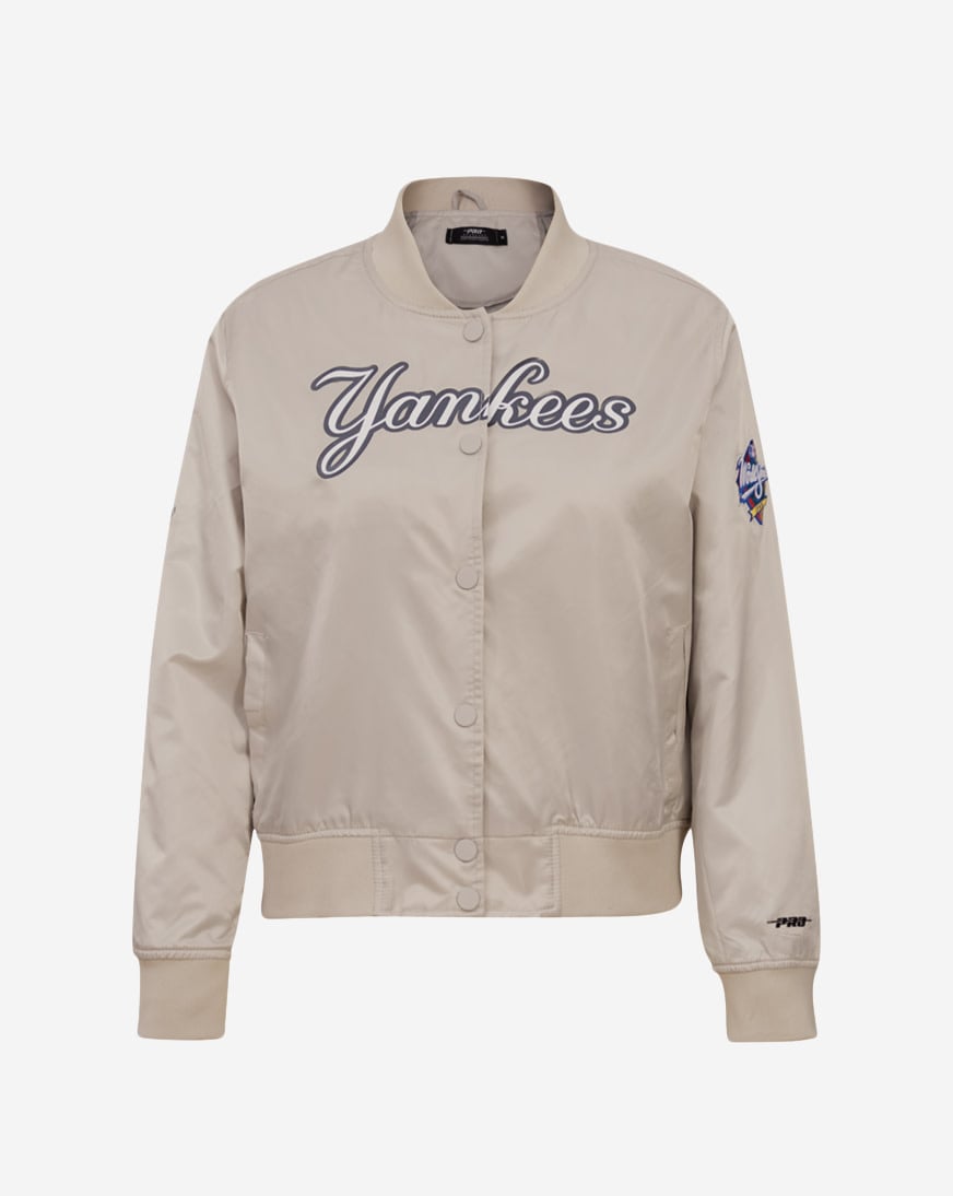 Shop PRO STANDARD New York Yankees Classic Satin Jacket LNYU34435