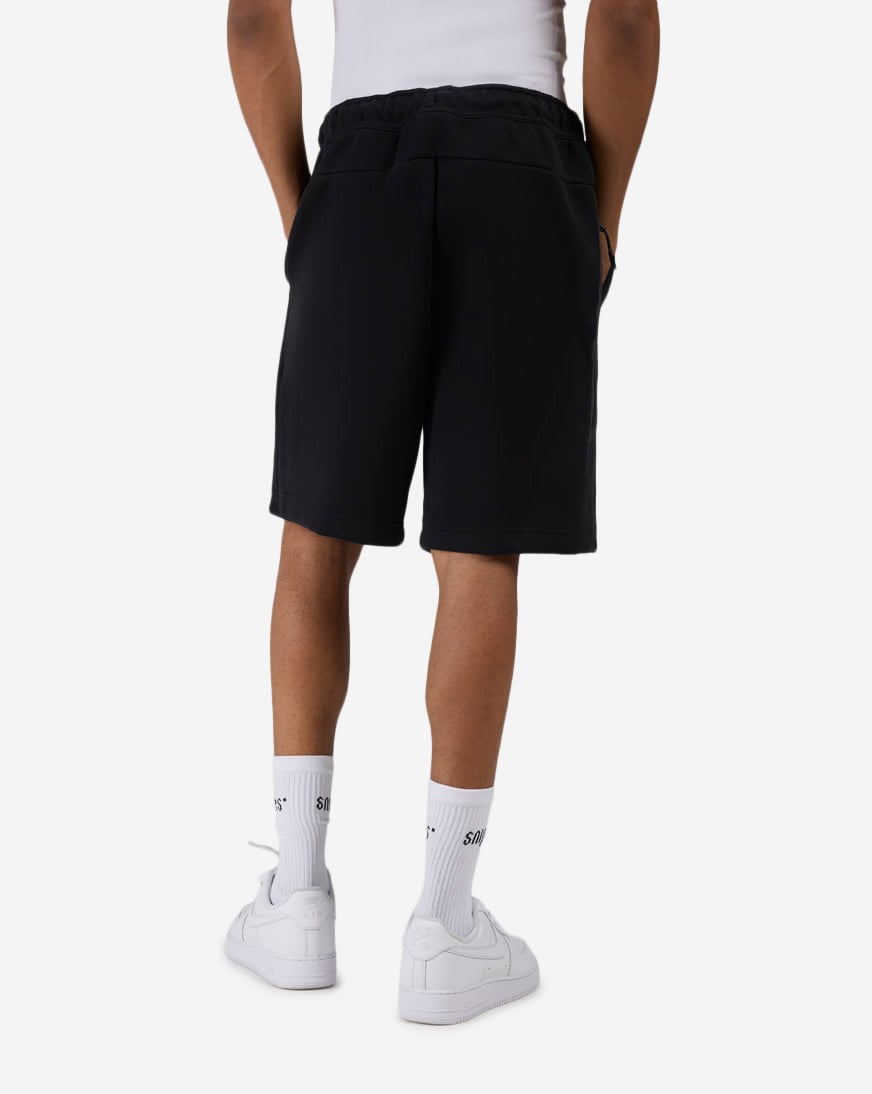 Shop Nike Tech Fleece Shorts IM0693-010 black | SNIPES USA