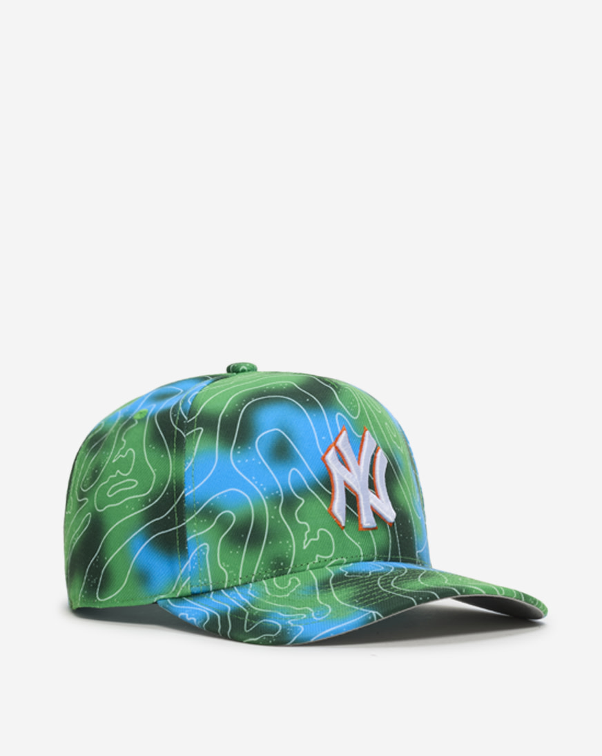 Shop Mitchell Ness New York Yankees Pro Pinch Poison Leaf Snapback