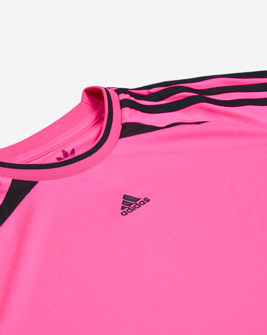 Shop adidas Kids' Teamgeist T-Shirt JY6320 pink | SNIPES USA