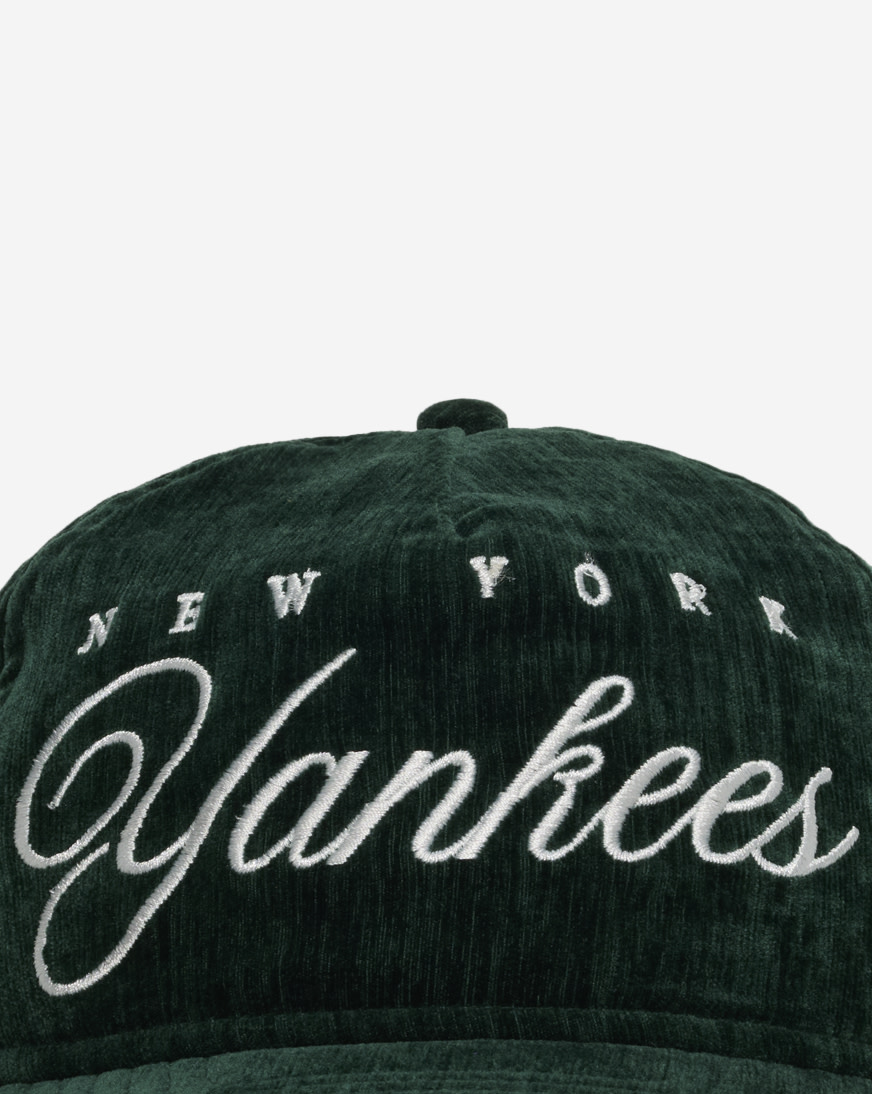 Shop New Era 19Twenty New York Yankees Velvet Snapback Hat