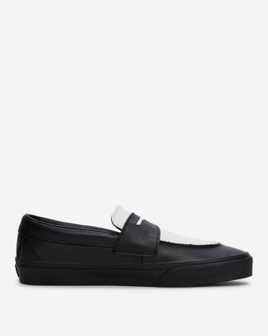 Shop Vans Skate Loafer 53 VN000Z0GBPT1 black | SNIPES USA