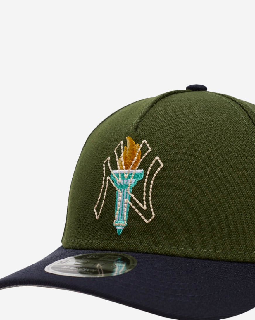 NEW ERA 9FORTY A-Frame Snapback （705099） New York Yankees Two-Tone 9FORTY A-Frame Snapback Hat | Parallel