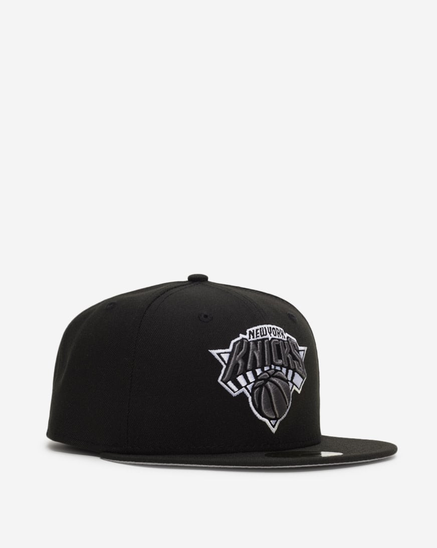 Shop New Era 59Fifty New York Knicks CB Fitted Hat 60956080 black