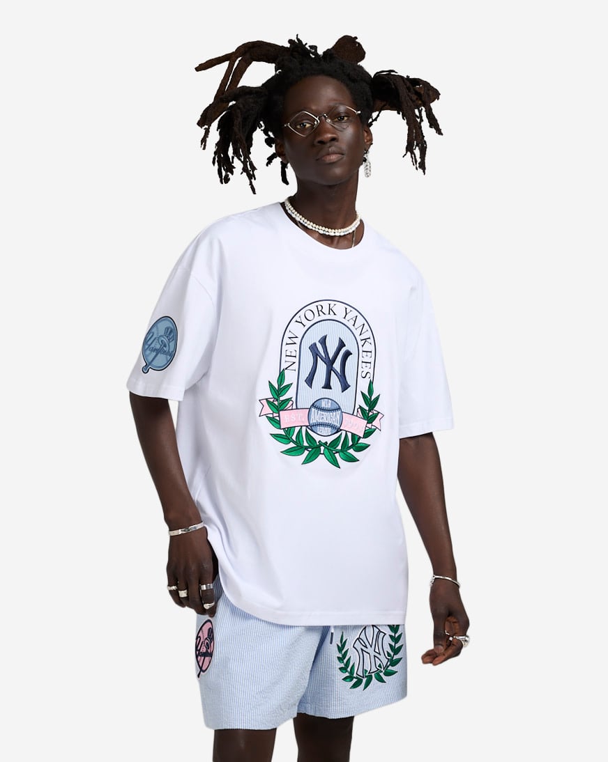 Shop PRO STANDARD New York Yankees Tee LNY1315492-WHT white