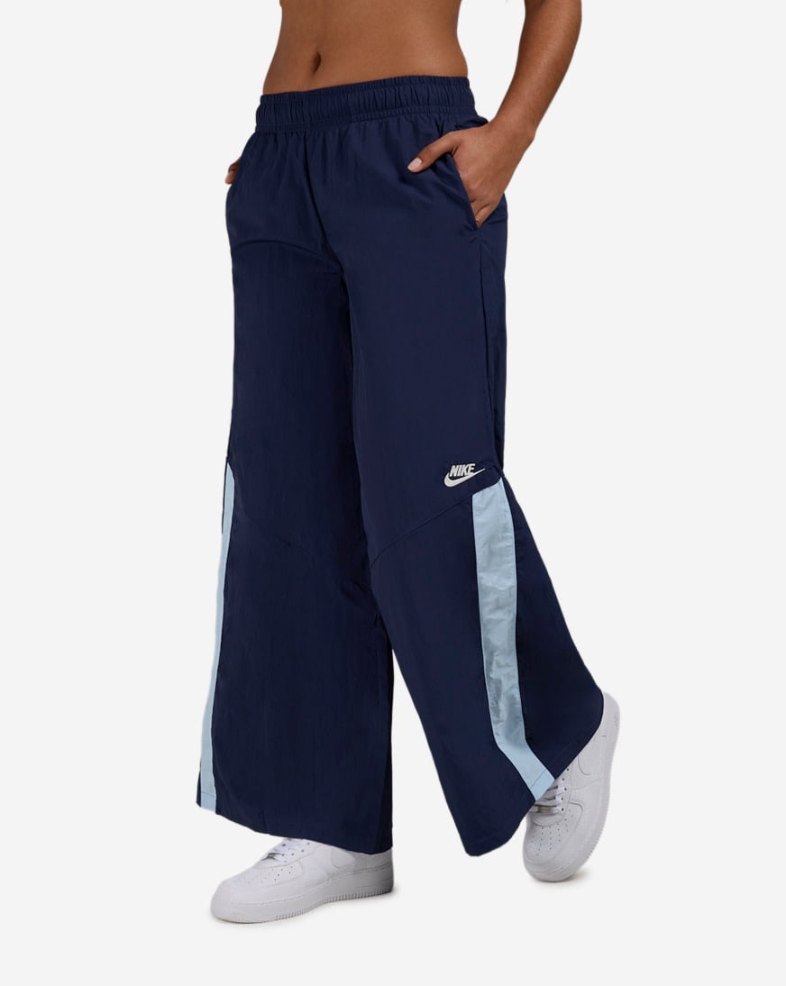 Shop Nike NSW Wide-Leg Woven Pants IH8508-410 blue | SNIPES USA