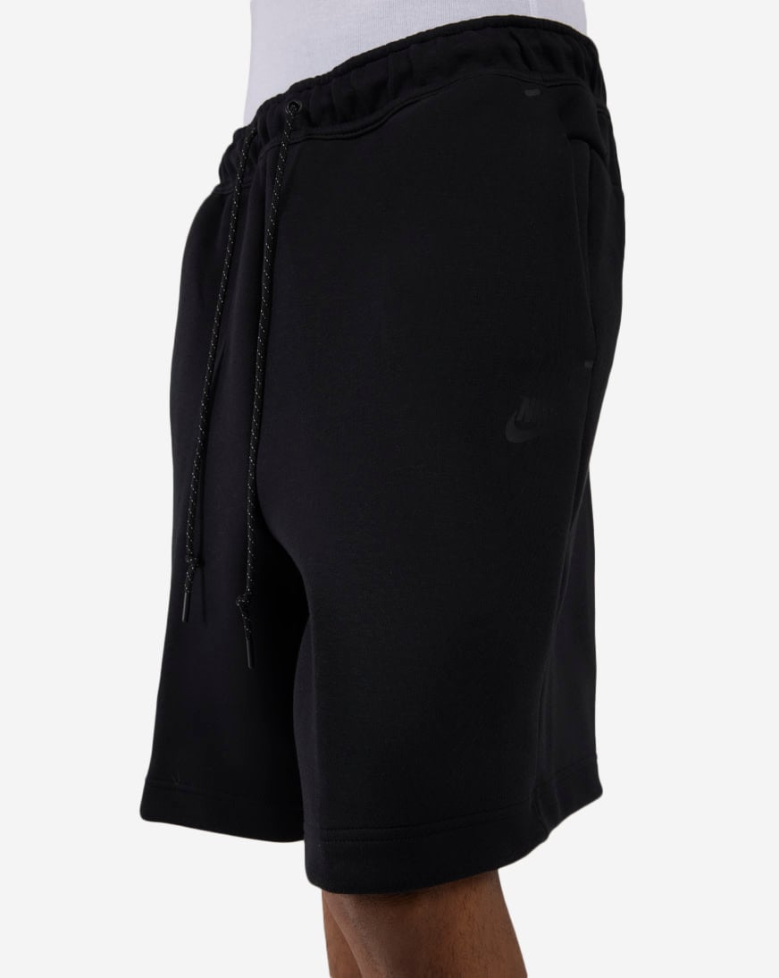 Shop Nike Tech Fleece Shorts IM0693-010 black | SNIPES USA