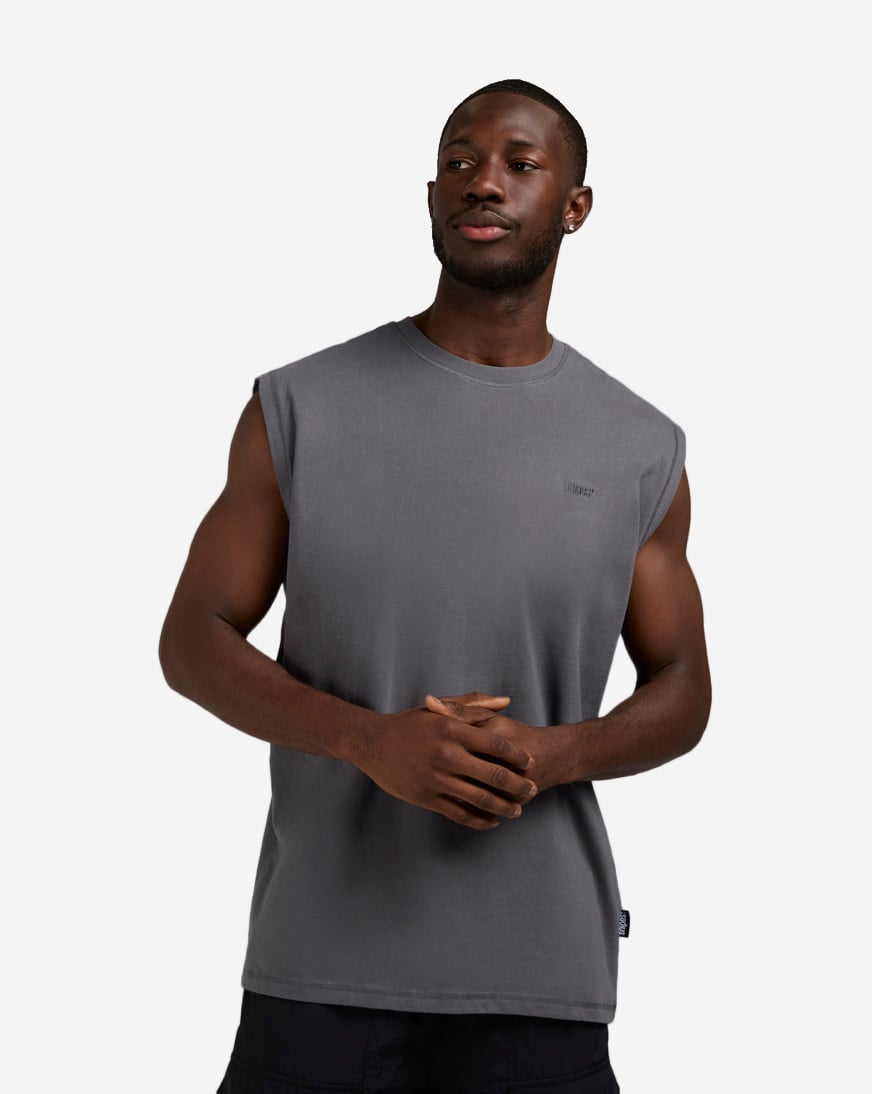 Shop SNIPES GD Muscle Tee FW25MC015-050 grey | SNIPES USA