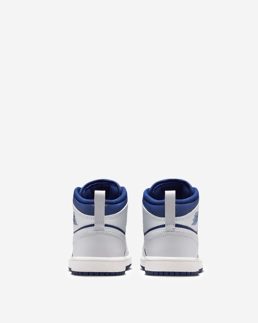 Shop Jordan Little Kids' Air Jordan 1 Mid DQ8424-403 blue | SNIPES USA