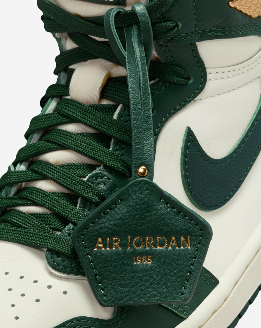 Shop Jordan Air Jordan 1 Retro High OG FD2596-101 green | SNIPES USA