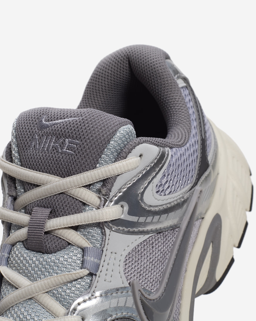 Nike V5 RNR Shoes Mens Size 12 Cement Grey Silver Running Sneakers HJ5228-003 Nike V5 RNR Cement Grey Men Lifestyle Casual Shoes Sneakers  main image 4
