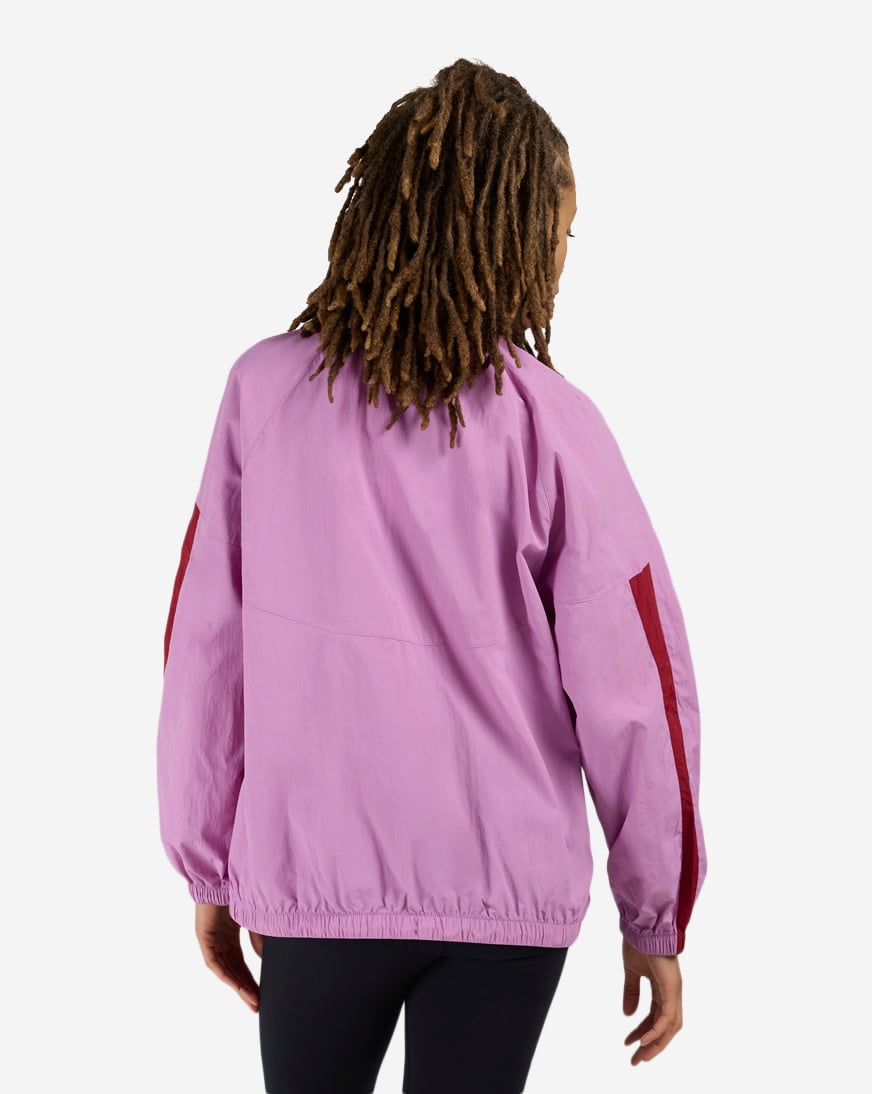 Shop Nike NSW Windrunner Oversized Jacket IM8025-503 pink | SNIPES USA