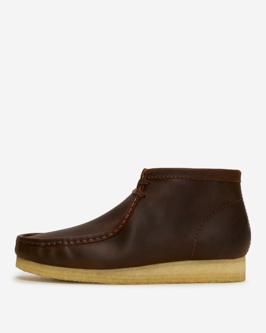 Shop Clarks Wallabee Boot 26155513 beige | SNIPES USA