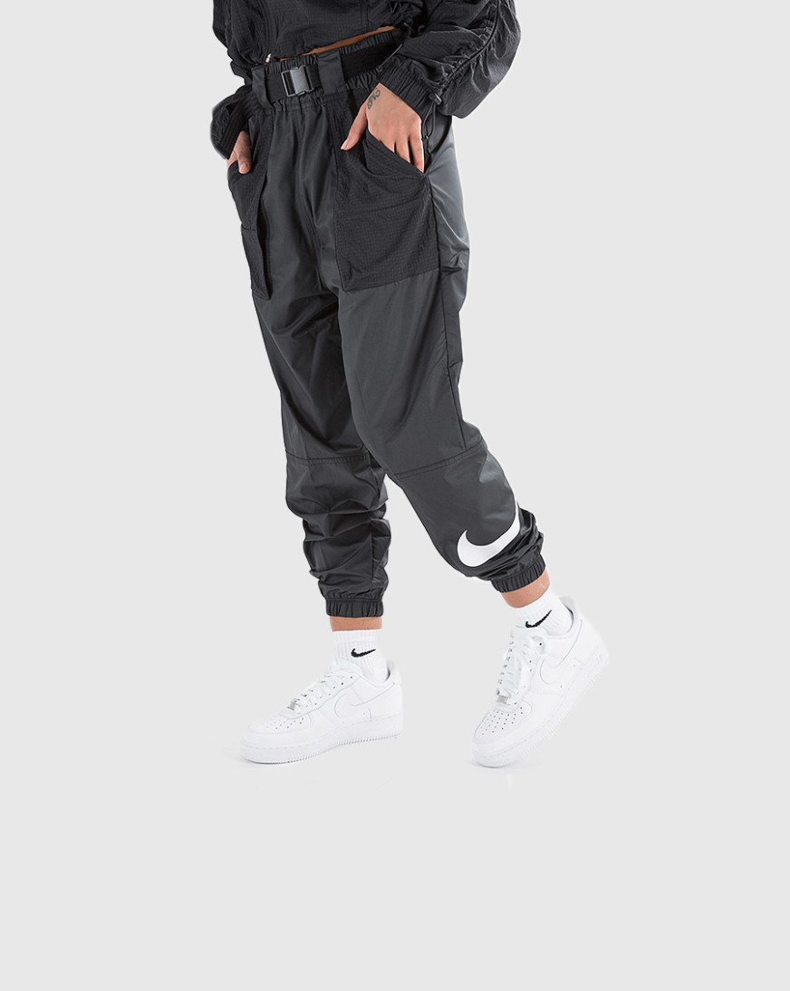 Swoosh Woven Pants – Xhibition