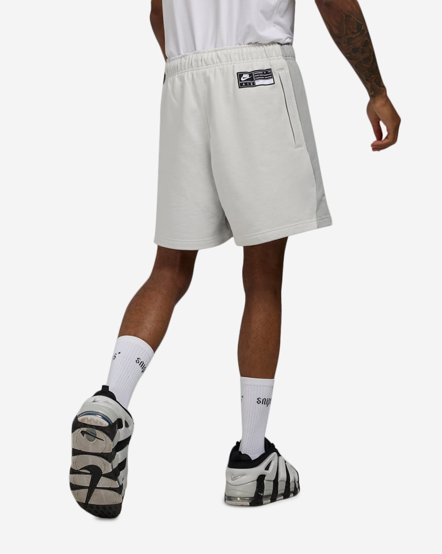 nike_hj0293-009_02.jpg