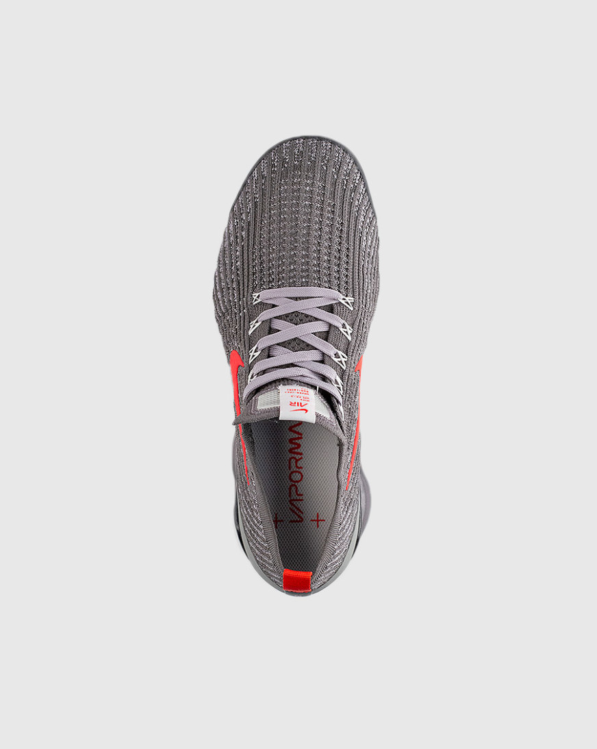 Shop Nike Air Vapormax Flyknit 3 CT1270-001 grey | SNIPES USA display picture 1