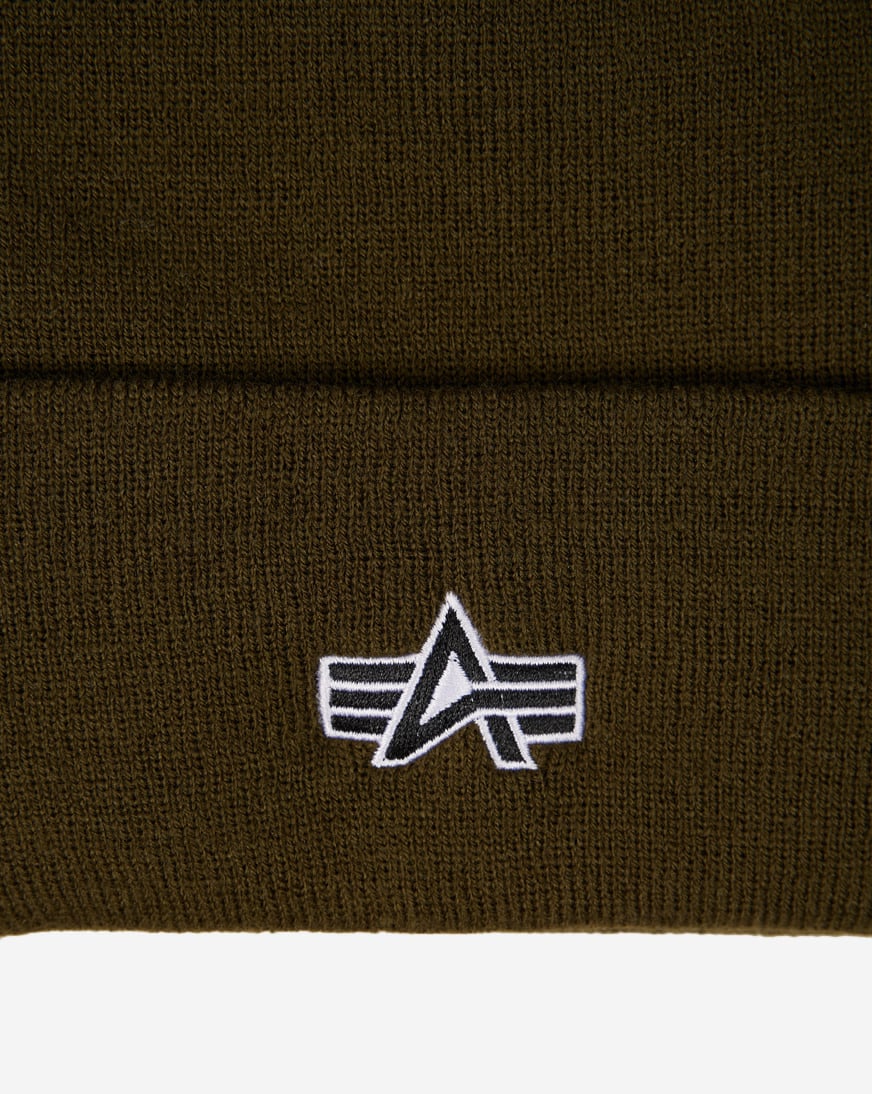 Shop Alpha Industries Alpha Beanie UAA53502C1-GRN green