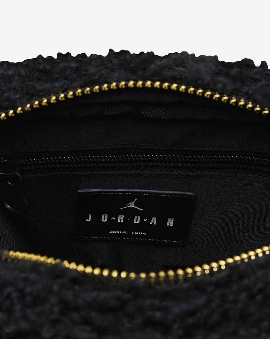 jordan_wa9166-g0t_02.jpg