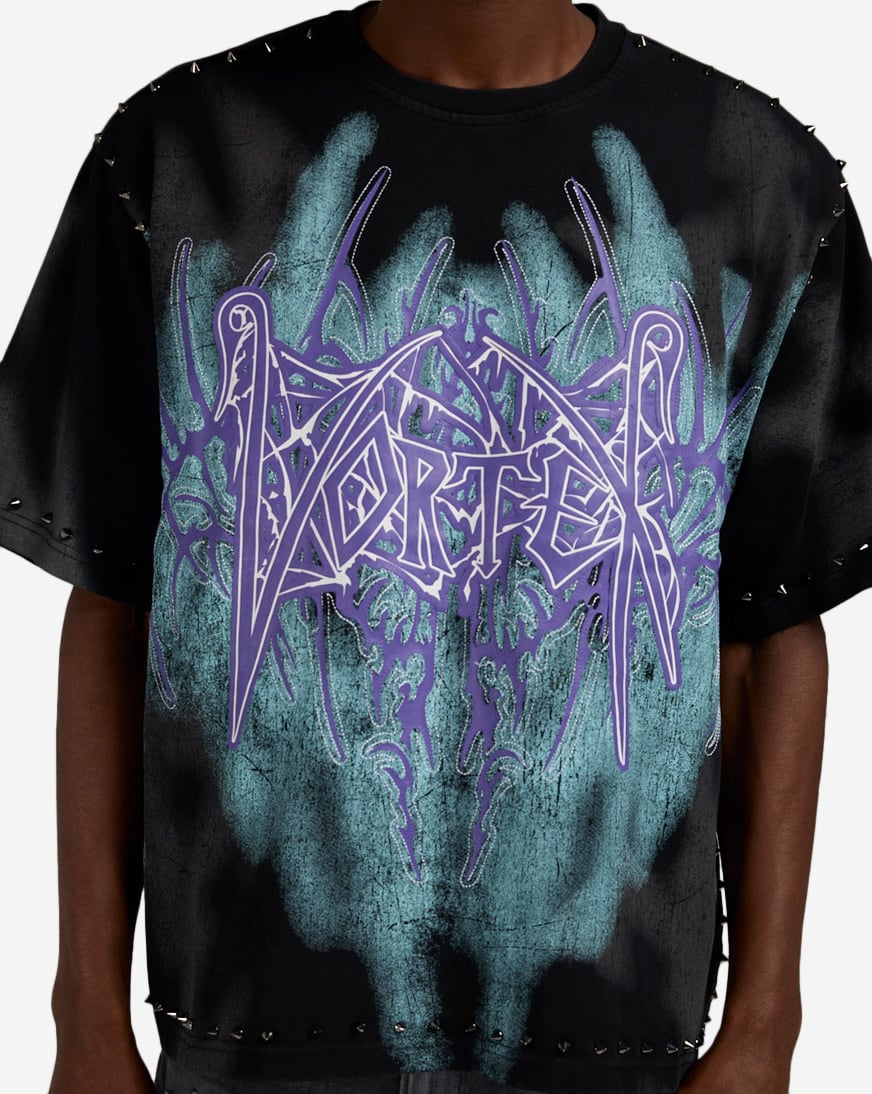 Shop Smoke Rise Ascended Studded Tee KT25661SN-BLK black | SNIPES USA
