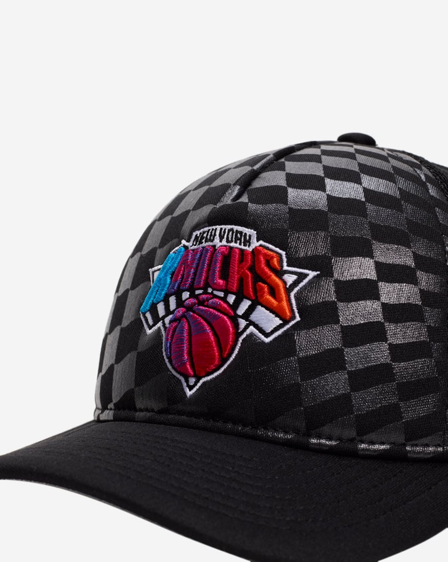 as 様 Shop New Era 9Forty A-Frame New York Knicks Raceway Snapback