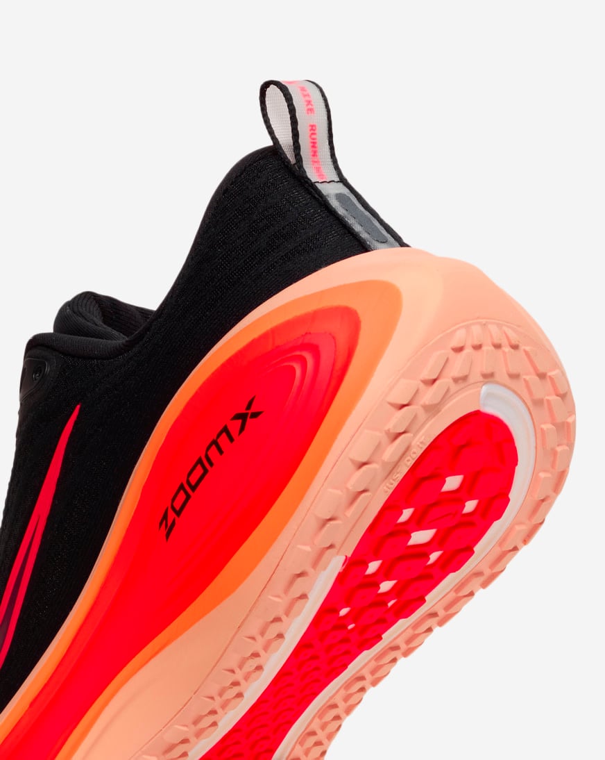 Shop Nike Vomero Plus HV8154-010 black | SNIPES USA