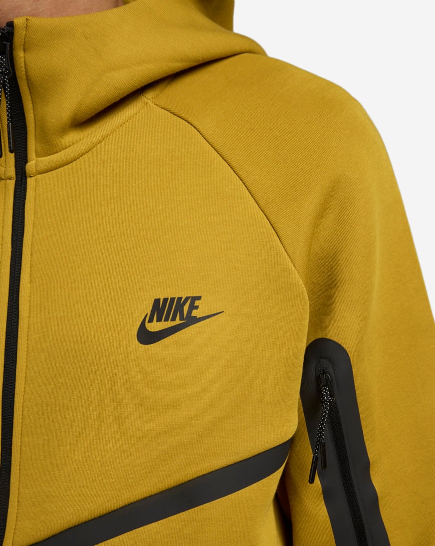 nike yellow fleece hoodie
