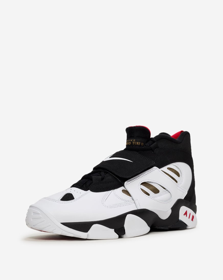 nike_ii7080-001_02.jpg