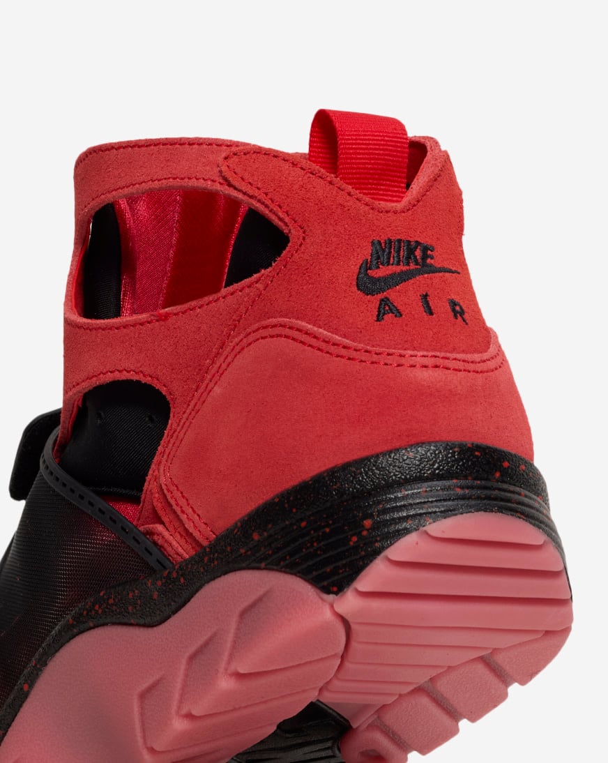 Shop Nike Air Trainer Huarache IQ0615-600 red | SNIPES USA