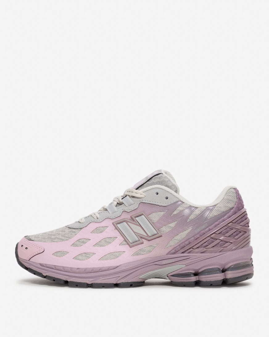 【超レア 】★New Balance★U1906WFA PINK☆男女共用☆追跡可 New Balance U1906WFA Sneaker » Buy online now!