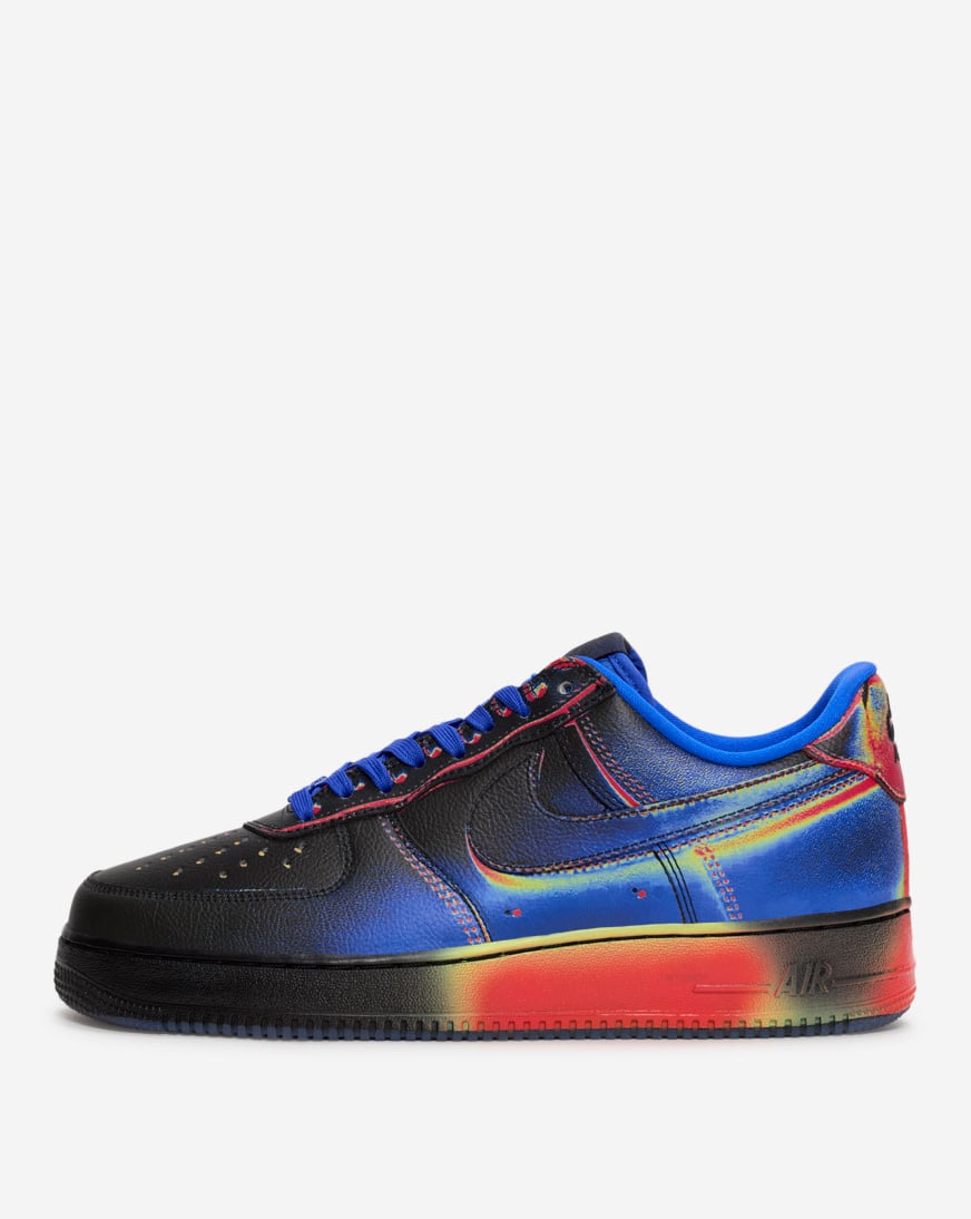nike_ib6834-001_01.jpg