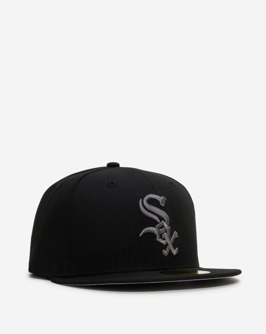 Shop New Era 59Fifty Chicago White Sox Core Fitted Hat 71032186
