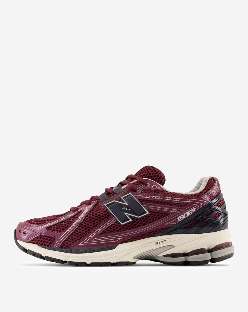 スニーカー New Balance 1906R Burgundy Black M1906RCC new-balance_m1906rcc_01.jpg