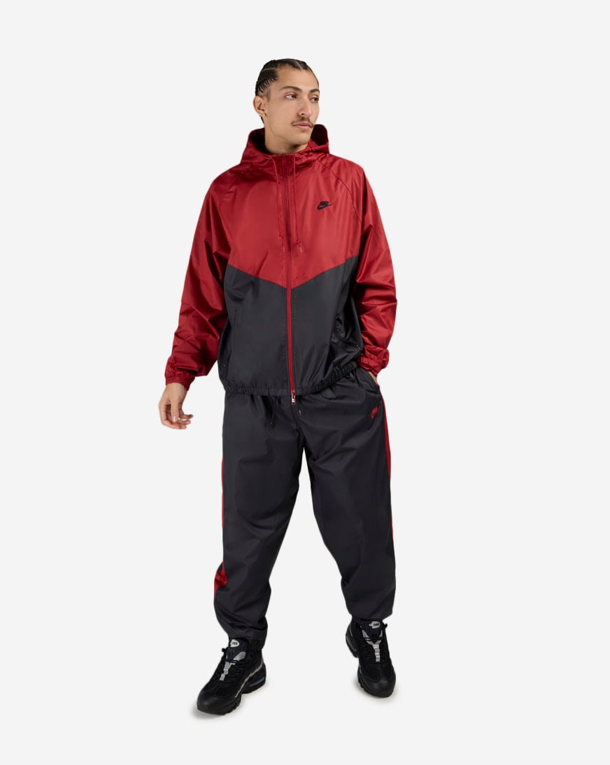 Shop Nike Windrunner Lined Pants HV8371-013 black | SNIPES USA