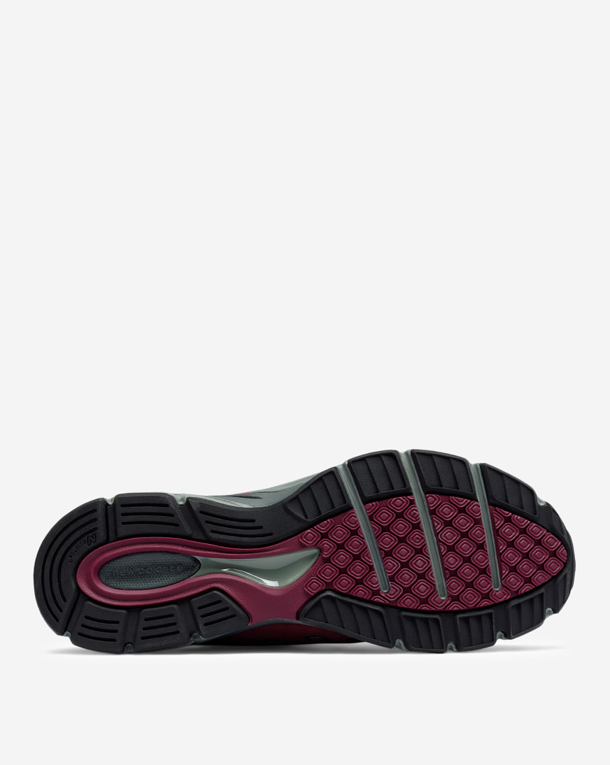 Shop New Balance 990v4 M990BU4 red | SNIPES USA