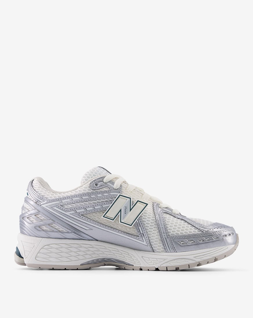 Shop New Balance 1906R M1906REE grey | SNIPES USA