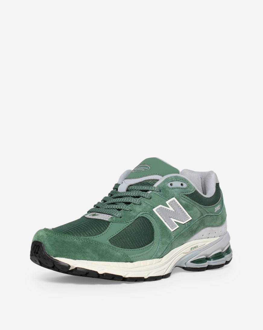 Shop New Balance 2002R M2002RHW green | SNIPES USA