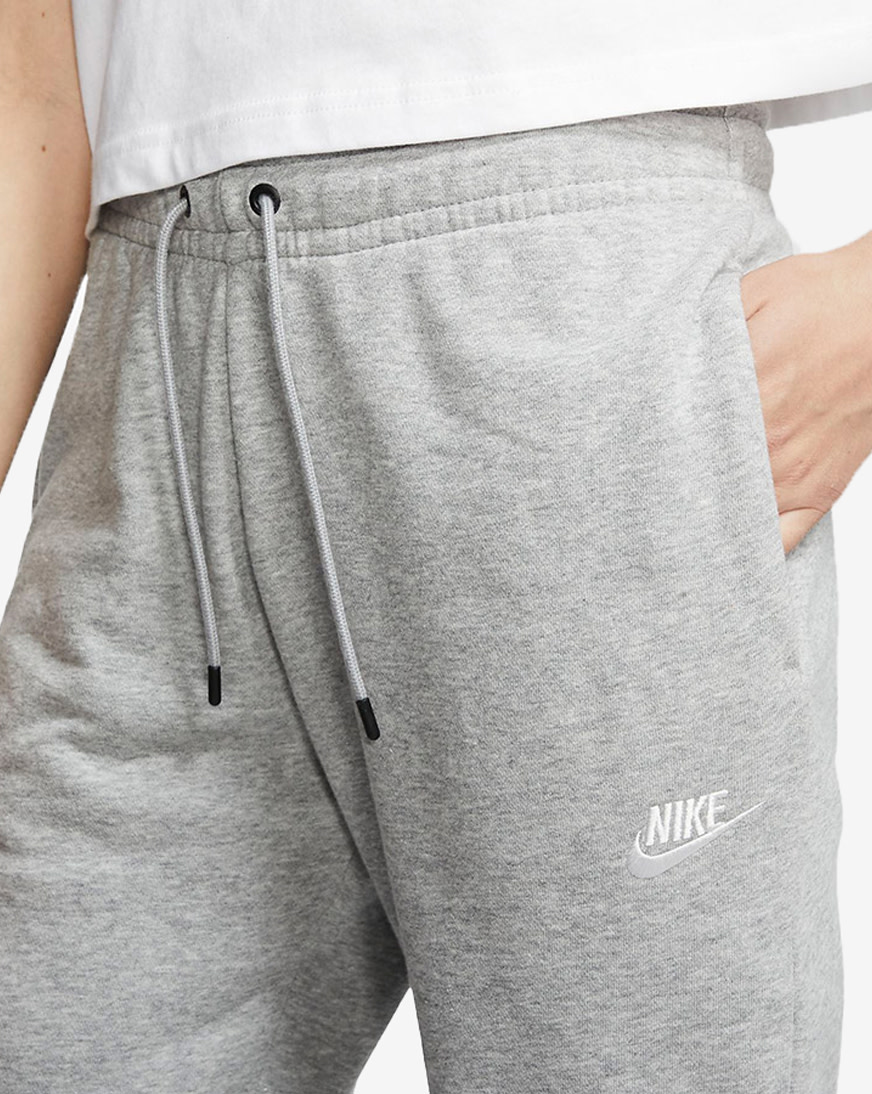 nike womens jogger shorts