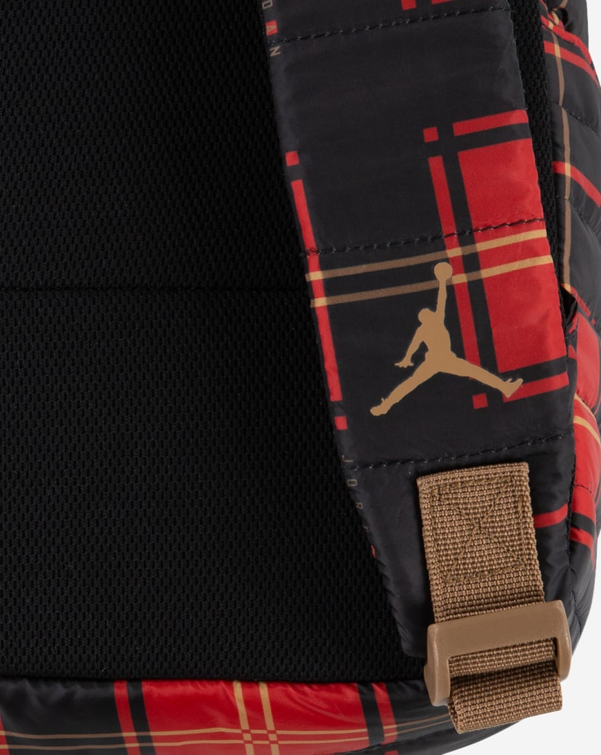 Shop Jordan Quilted Daypack 9A0725-R69 red | SNIPES USA