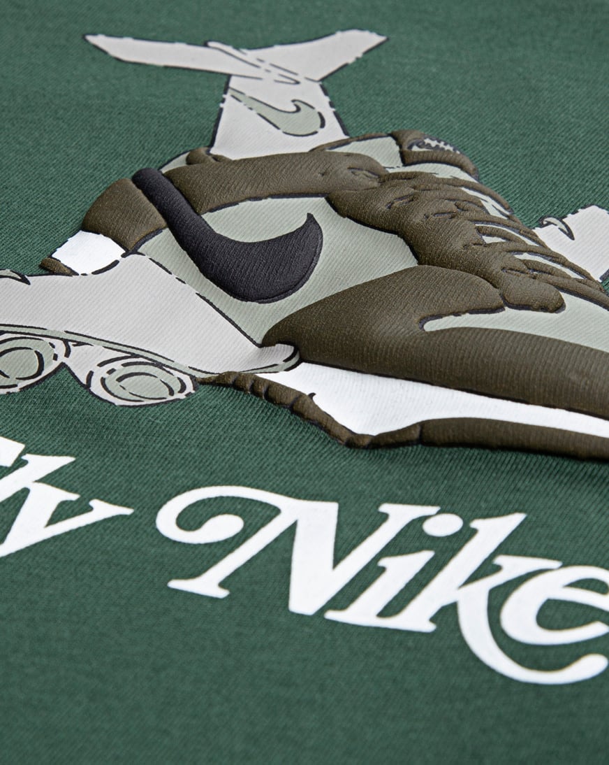 Shop Nike Little Kids' Graphic T-Shirt 86N321-F1J green | SNIPES USA