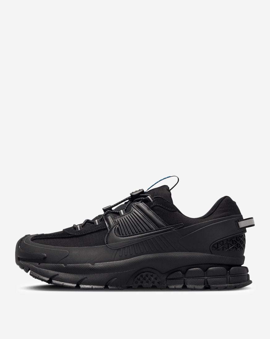 Shop Nike Vomero Roam FV2295-002 black | SNIPES USA