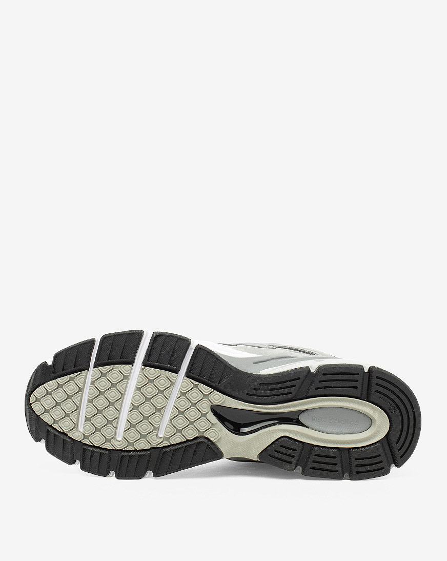 Shop New Balance 990v4 M990VS4 grey | SNIPES USA