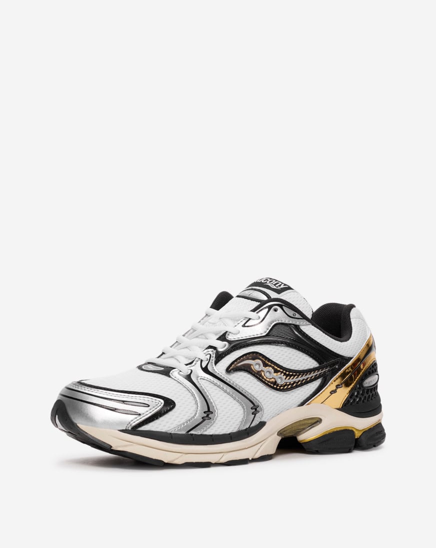 Shop Saucony ProGrid Triumph 4 S70805-15 white | SNIPES USA display picture 1