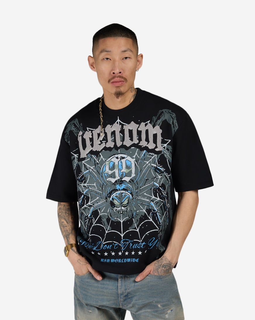 Shop Reason Spider Venom Tee RCS6TM-631JK black | SNIPES USA