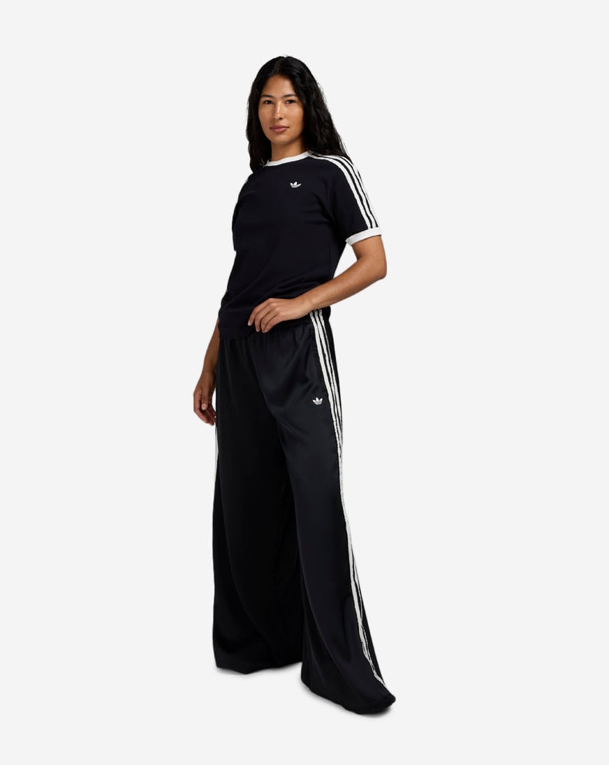 ◆正規品◆ADIDAS SATIN WIDE LEG TRACK PANTS(W)◆関税/送料込 Women's Adidas Adicolor Satin Wide Leg Track Pants (Black