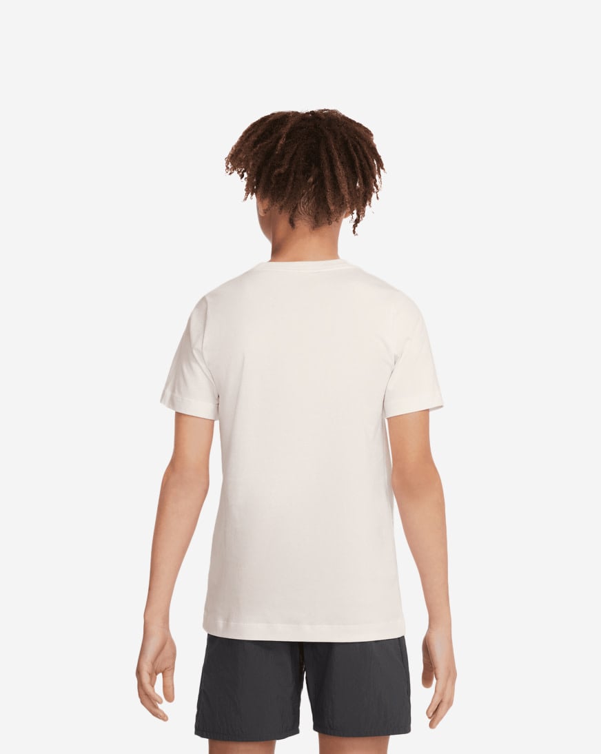 nike_fv5348-133_02.jpg