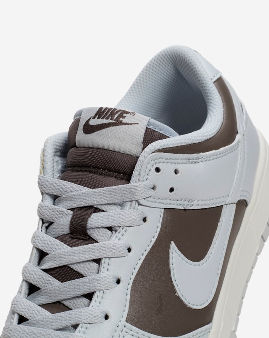 Nike SB Dunk Low ホワイト/グレー/ブラウン Shop Nike Dunk Low Retro HF5441-202 brown | SNIPES USA
